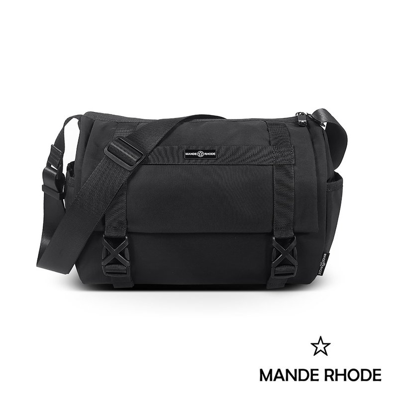 MANDE RHODE - 素面大容量插扣造型郵差包(大/L) - A5890K - 側背包/斜背包 - 聚酯纖維 黑色