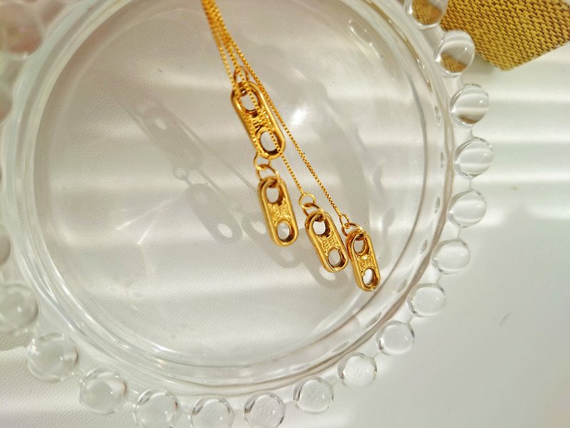 Middle-aged authentic CELINE mini gold Arc de Triomphe earrings earrings ear pins ear studs bag pendant pendant - สร้อยข้อมือ - โลหะ สีทอง