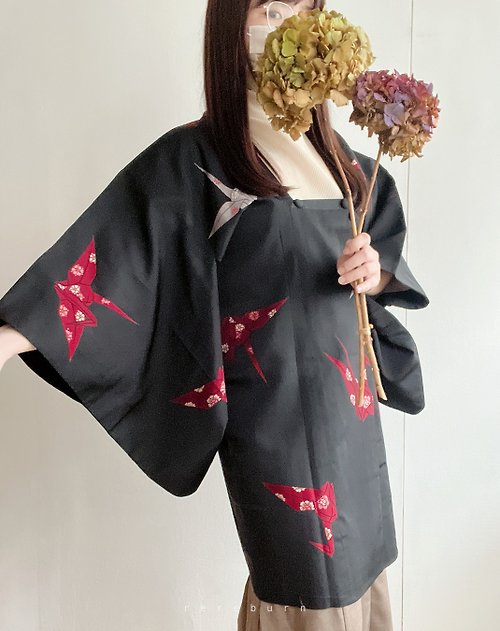 REreburn 日本製和風紙鶴印花長版黑色古著道行和服外套