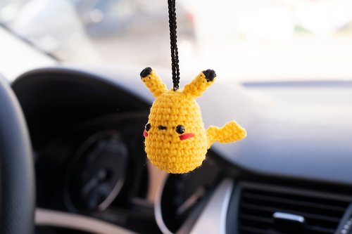 WorldCrochetedToys Pokemon Pikachu car accessories, rear view mirror charm, pendant,平安車掛, 针织玩具 汽車用品