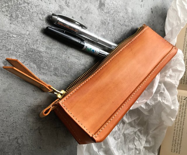 Customized gift TALON classic retro genuine leather zipper pencil case hand dyed pencil case Father s Day Shop Leather In Sun Pencil Cases Pinkoi