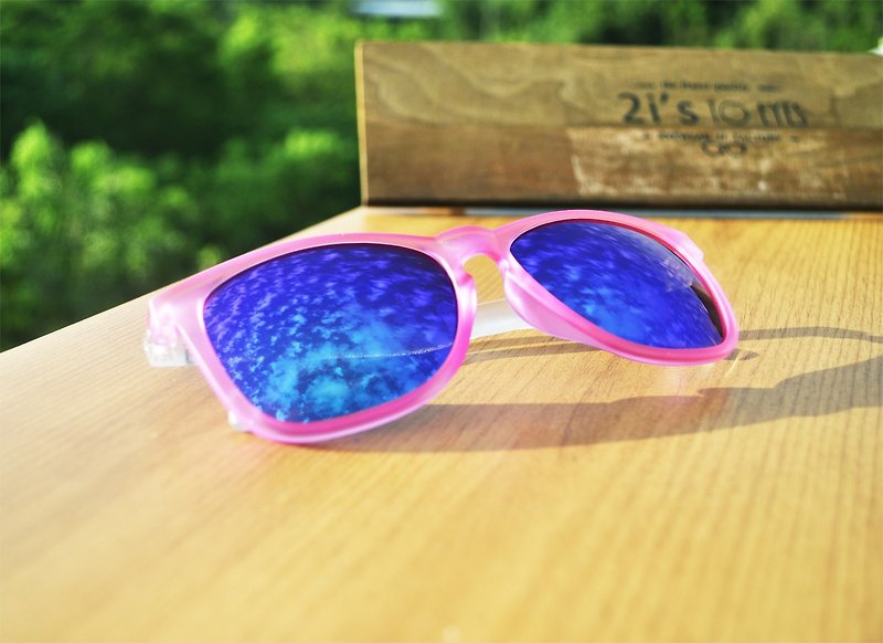 2is Dolly 太陽眼鏡│粉紅色霧面框│藍色反光鏡片│抗UV400 - 眼鏡/眼鏡框 - 塑膠 