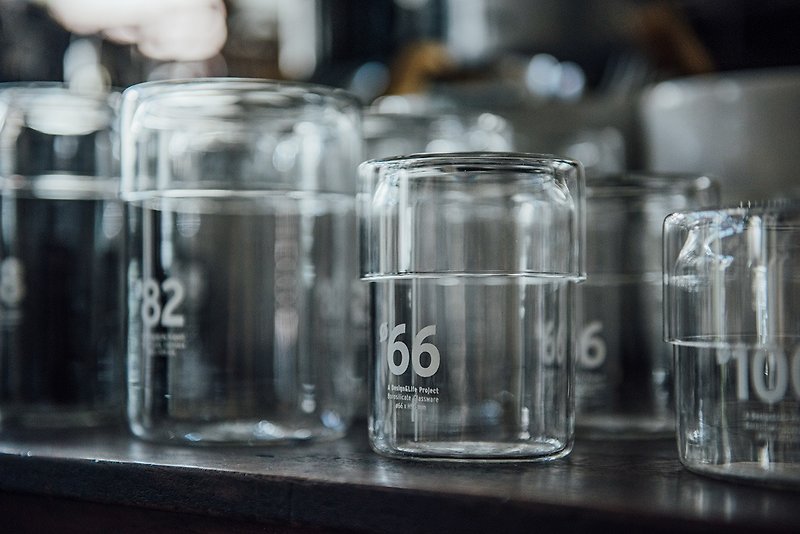 D&L口徑數字玻璃瓶(直徑66) - 收納箱/收納用品 - 玻璃 透明