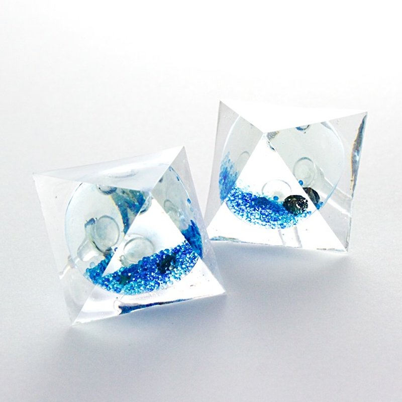 Pyramid dome earrings (Snow dome Blue) - ต่างหู - วัสดุอื่นๆ สีน้ำเงิน