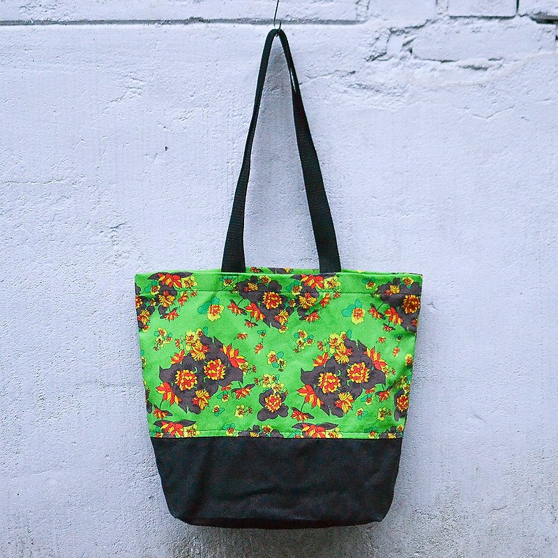 [Handbag/Bag] Elegant Tote Bag_Korean Flower Brand_Green Bottom Chrysanthemum - Messenger Bags & Sling Bags - Cotton & Hemp Green