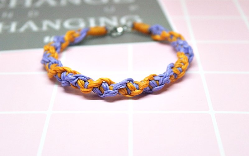 Hand-knitted silk Wax thread style <twisted knot> //You can choose your own color// - สร้อยข้อมือ - ขี้ผึ้ง สีส้ม