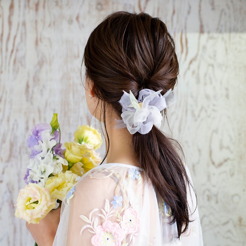 Spring limited | mini | Viola | Colorful blooming scrunchie - เครื่องประดับผม - เส้นใยสังเคราะห์ ขาว