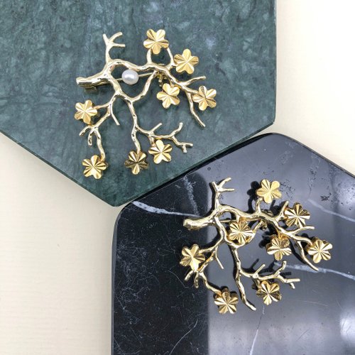 ART COLE 清雅桃花胸針 日本風格胸針 桃花 植物 清雅 珍珠胸針 母親節禮物