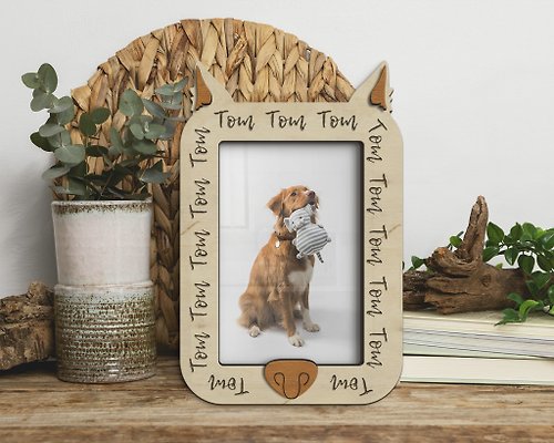 Mr.Carpenter Store Personalized pet photo frame with a nose and ears Engraved pets name picture
