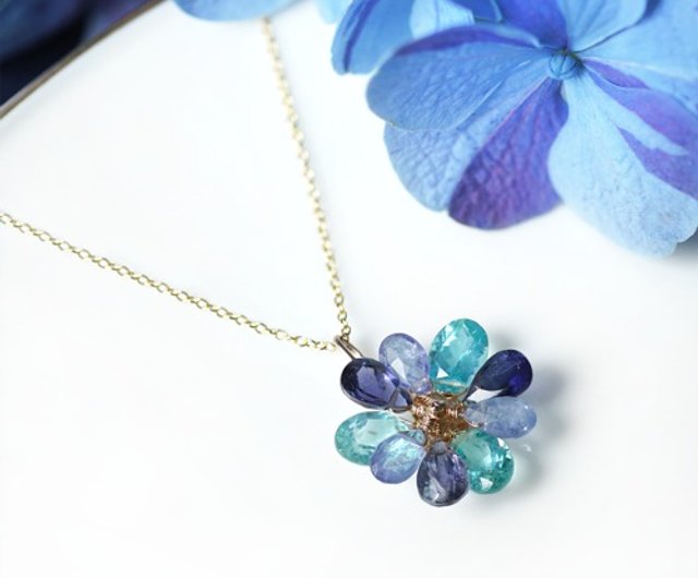 Hydrangea necklace made of tanzanite and apatite iolite - Shop