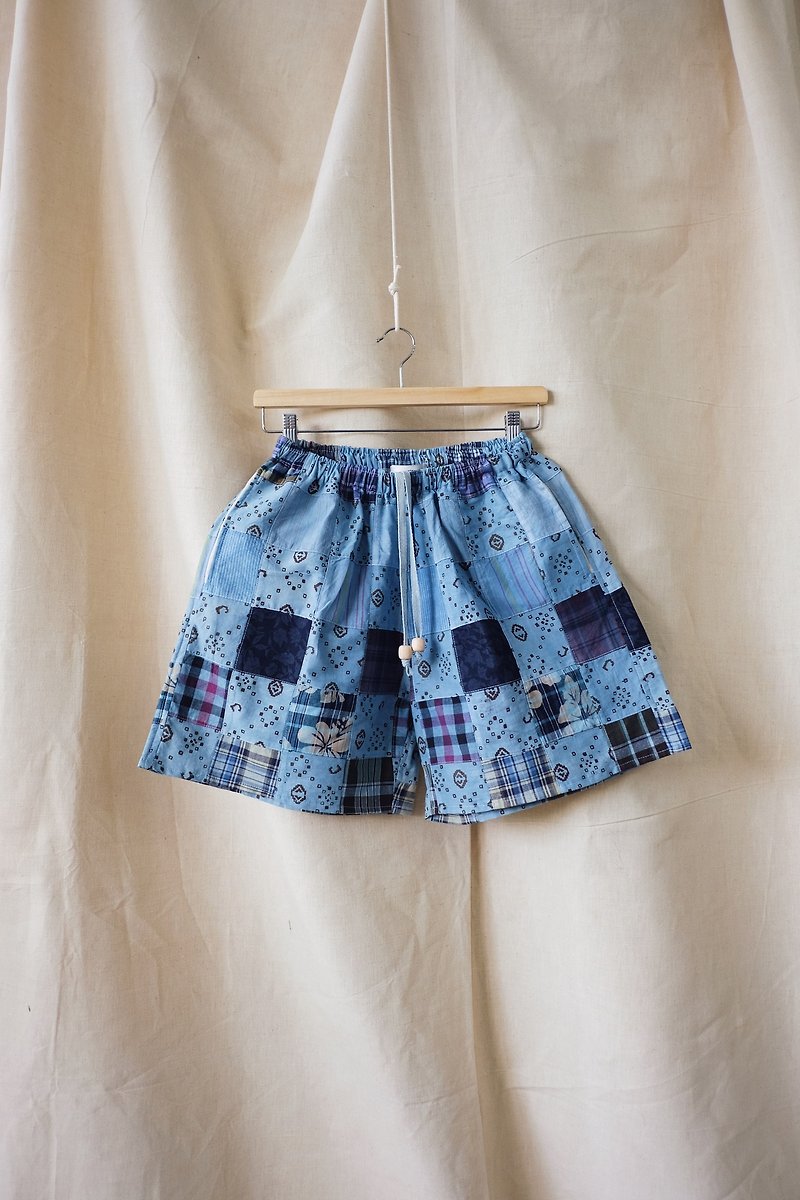 ZAYAN Patchwork Indigo Beach Short - 女短褲/五分褲 - 其他材質 藍色