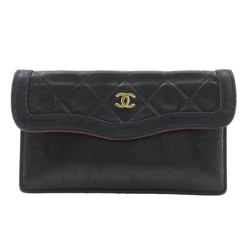 CHANEL Matelassé Pouch Accessory Case Lambskin Black Women's [Used] - กระเป๋าเครื่องสำอาง - หนังแท้ สีดำ