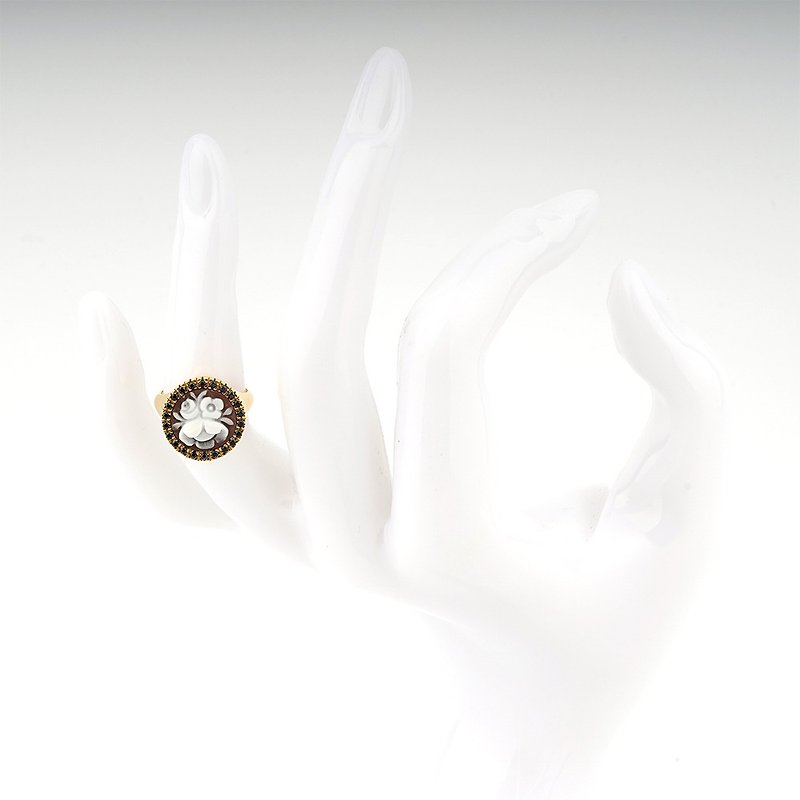 Italian Handmade Shell Carved Light Jewelry_CI_A131_2G - แหวนทั่วไป - เงินแท้ สีทอง