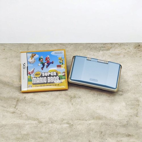 8Bit復古電玩小賣部 遊戲機 六成新 任天堂 Nintendo NDS 初代機 掌上型電玩 贈送原版