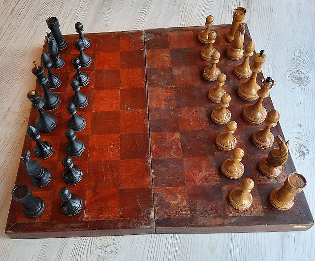 Soviet chess set made of wood produced by Artel -  Portugal