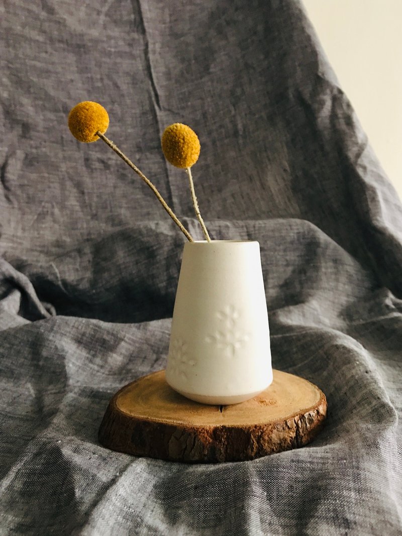 Déjà vu Ceramics 白色陶瓷小器皿 - 擺飾/家飾品 - 陶 白色
