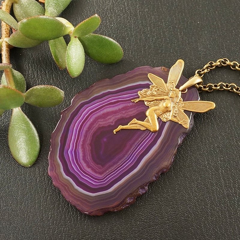 Purple Agate Slice Slab Necklace Lilac Ultra Violet Brass Fairy Necklace Jewelry - สร้อยคอ - เครื่องประดับพลอย สีม่วง