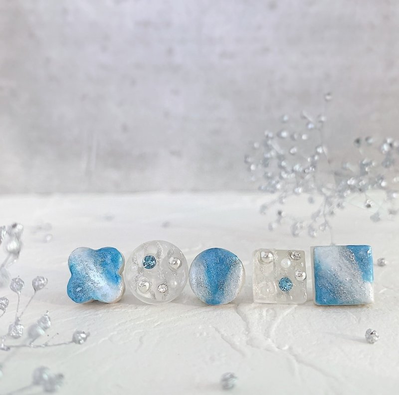 Glass Blue Nuance Flower lover Mino Ware Ice Earrings Summer Clip-On Summer - Earrings & Clip-ons - Pottery Silver