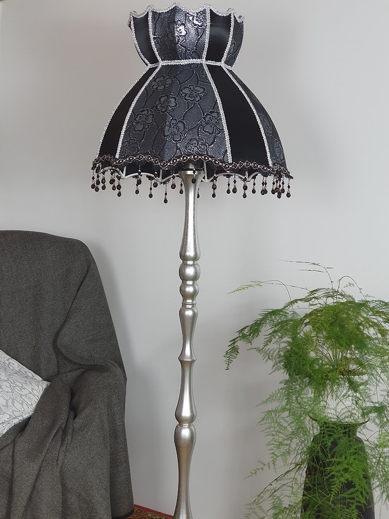 Victorian lampshade brocade with a pattern and fringe - Lighting - Other Materials Black