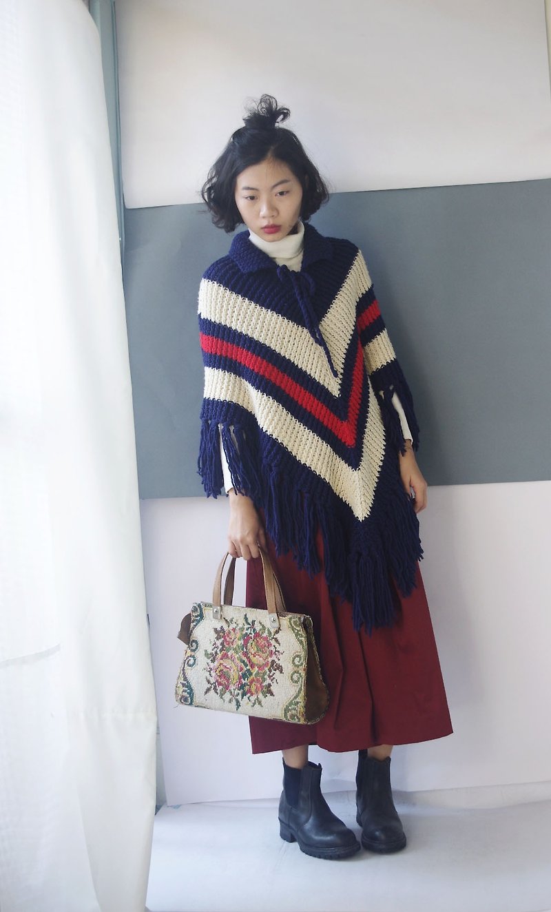 4.5studio- treasure hunt MOS vintage red and blue color retro fringed shawl knitting - Women's Sweaters - Polyester Blue