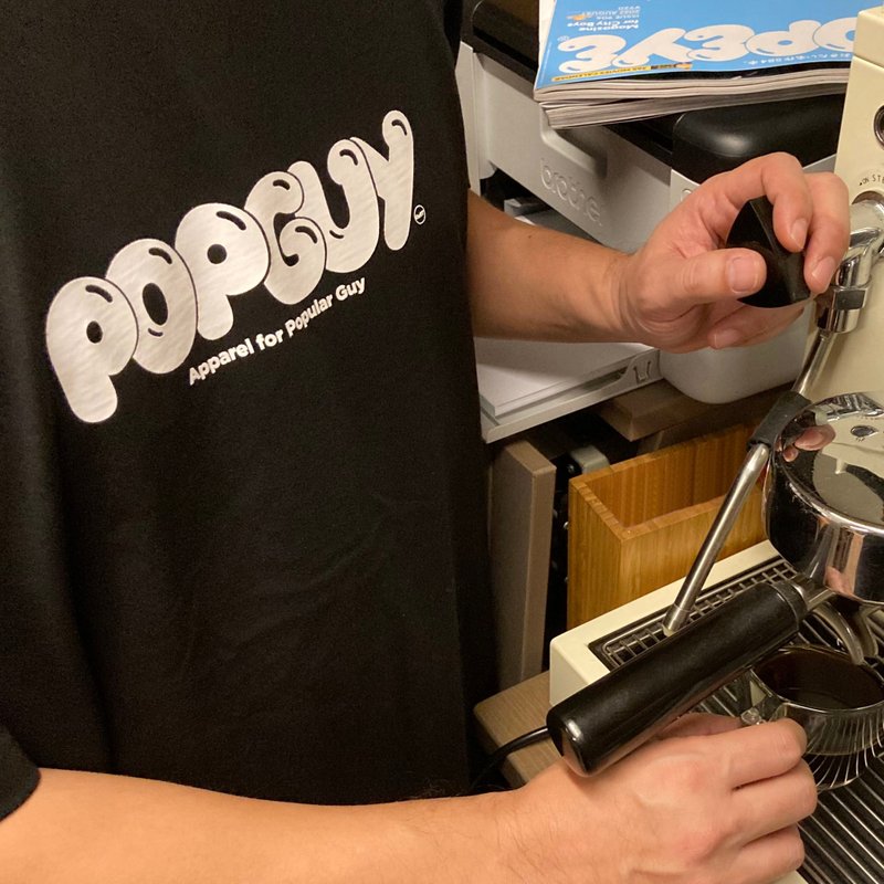 CultT自家設計 - 日系 POPGUY 寛鬆剪裁黑色短䄂TEE - 帽T/大學T - 棉．麻 黑色