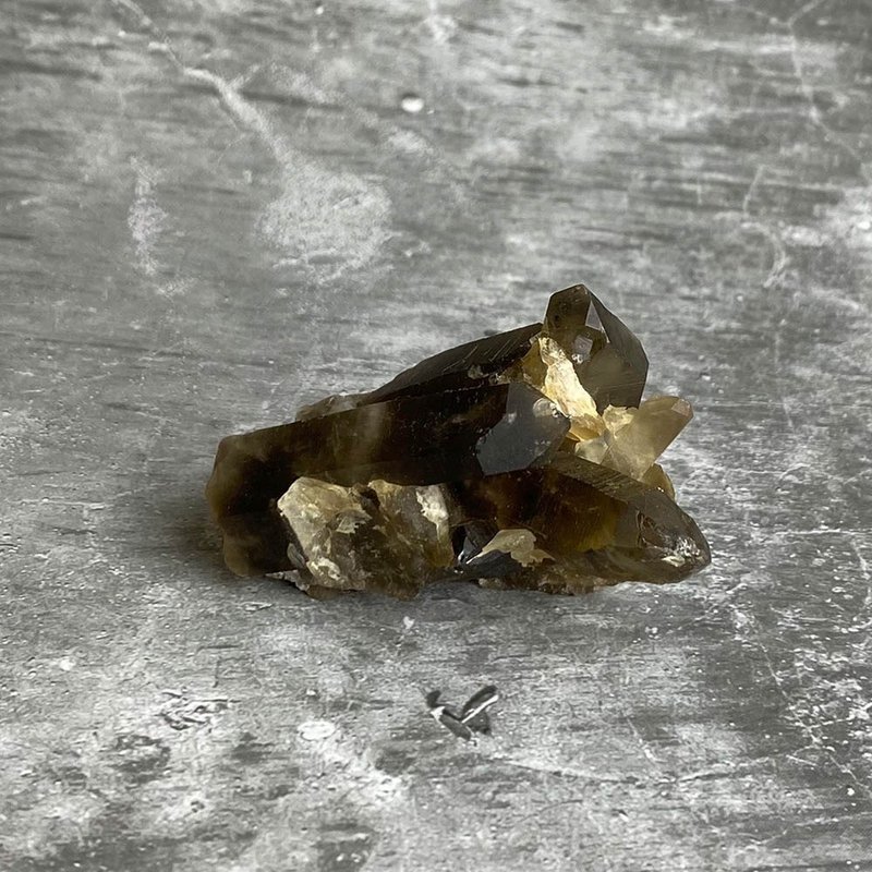 水晶簇- 黑水晶原礦 辦公室療癒微景觀 裝置擺飾 - 擺飾/家飾品 - 寶石 黑色