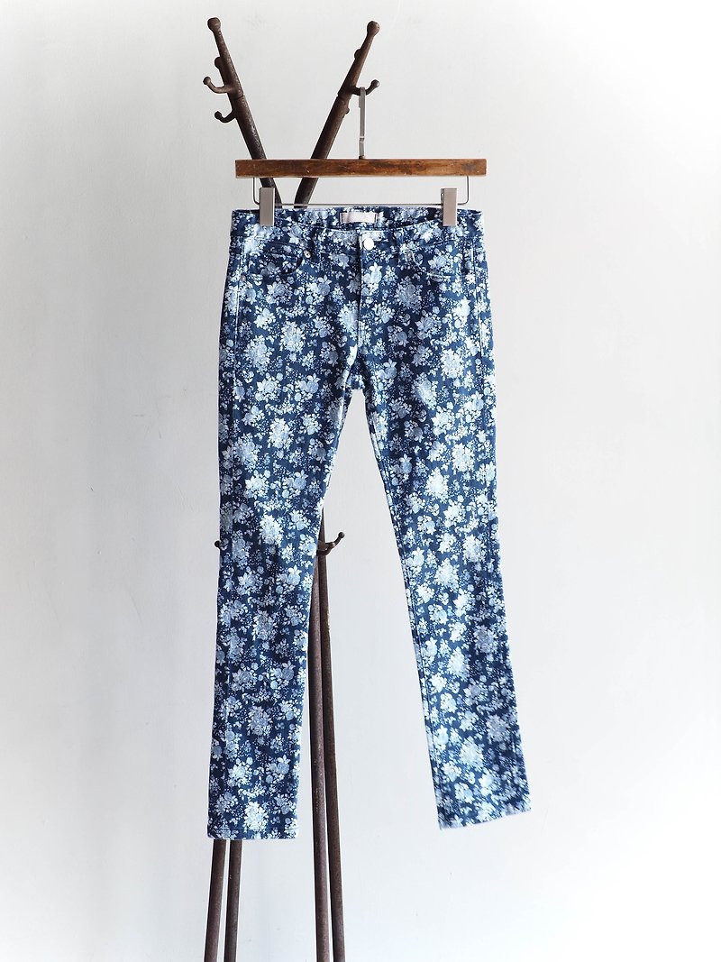 River Hill - deep blue-flowers love season cotton denim low waist straight narrow trousers antique vintage denim pants vintage - Women's Pants - Cotton & Hemp Blue
