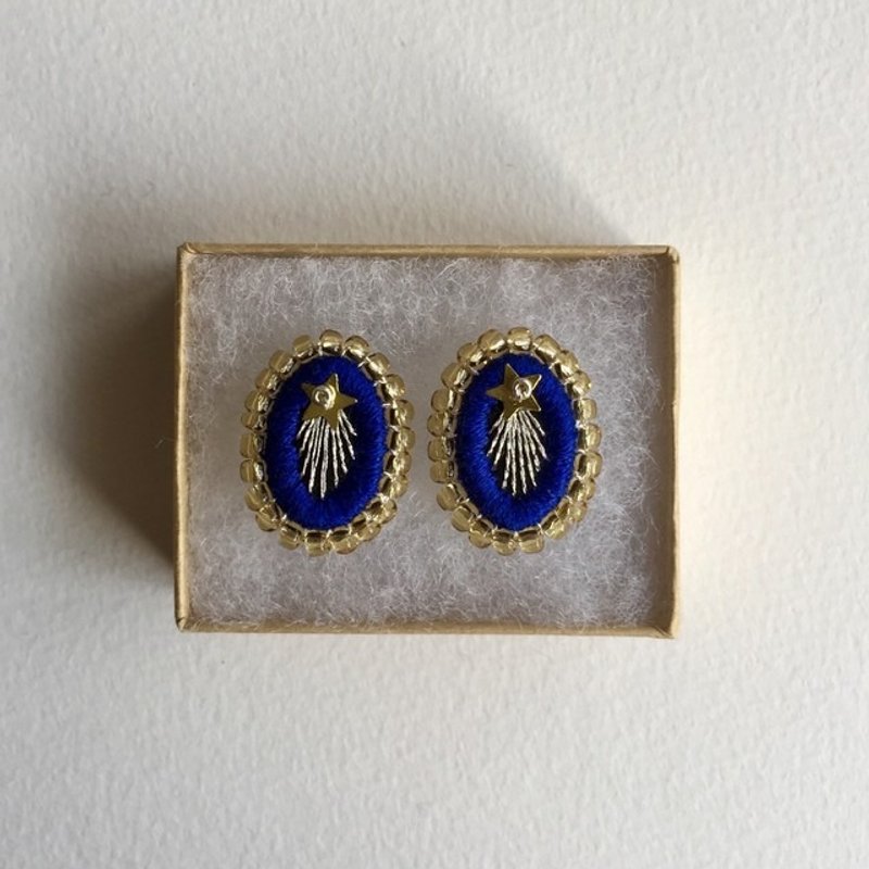 Oval earrings or earrings (shooting star) - Earrings & Clip-ons - Thread Blue