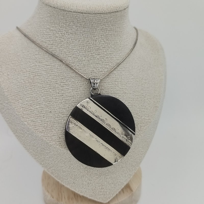 【Round Beauty】Tuareg Silver Necklace-African Desert Handmade Art - Necklaces - Sterling Silver Black