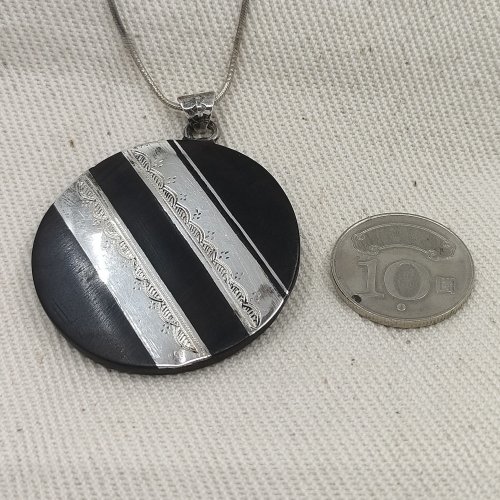 トゥアレグ族　ハンドメイドネックレス　アフリカ　砂漠　インディアンジュエリー ラウンドビューティー】トゥアレグ族シルバーネックレス