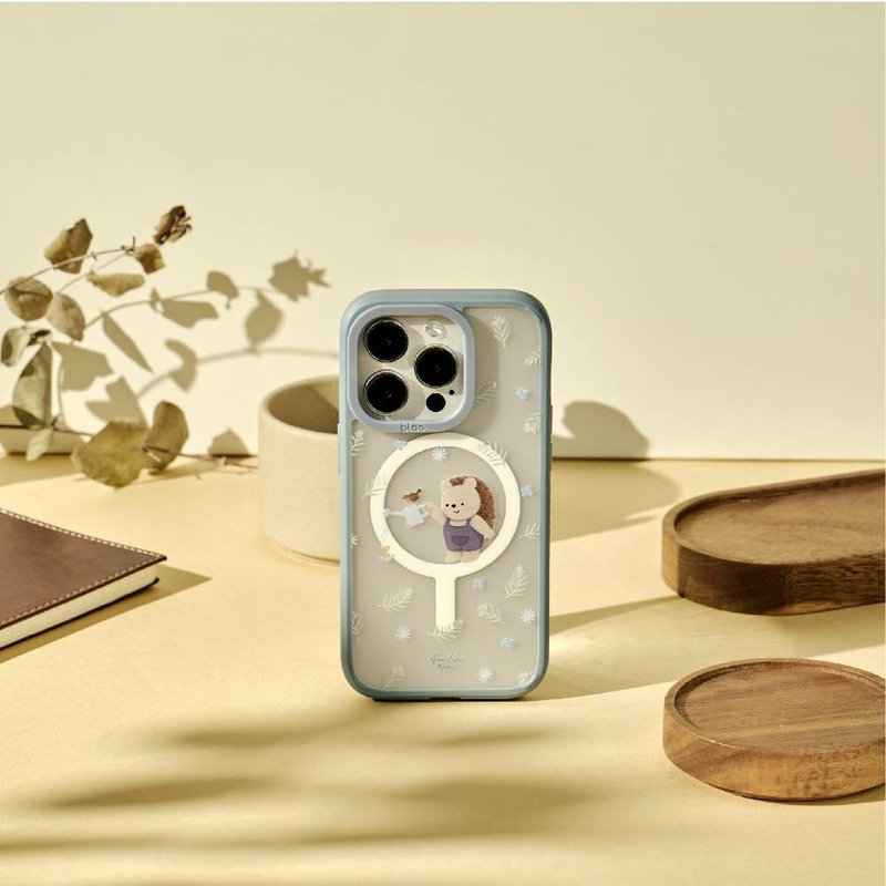 Mandie Hedgehog Little Gardener Aurora Mist-Through MagSafe iPhone Case - Phone Cases - Silicone Multicolor