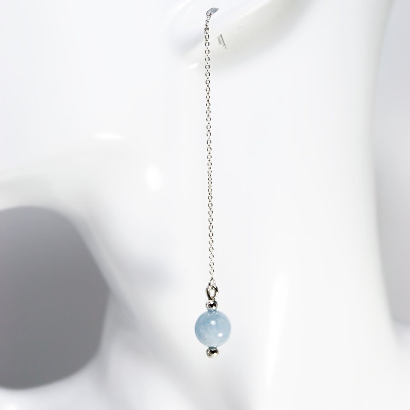 Natural Aquamarine Round Bead Earrings - ต่างหู - เงินแท้ สีเงิน