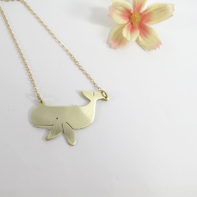 Whale Necklace from WABY - สร้อยคอ - โลหะ สีส้ม