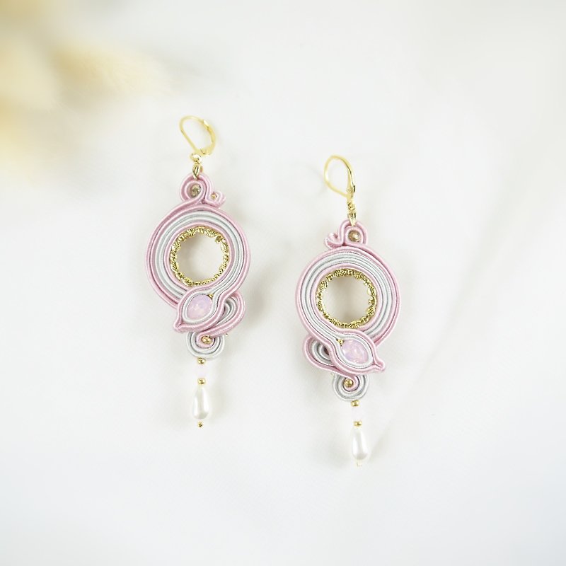 手工縫製飾帶耳環 ST170128 - 耳環/耳夾 - 水晶 粉紅色
