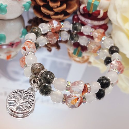 AgIo 艾特飾品 AgIo。桃花人緣事業招財/月光石/綠幽靈/紅膠花。設計款手鏈