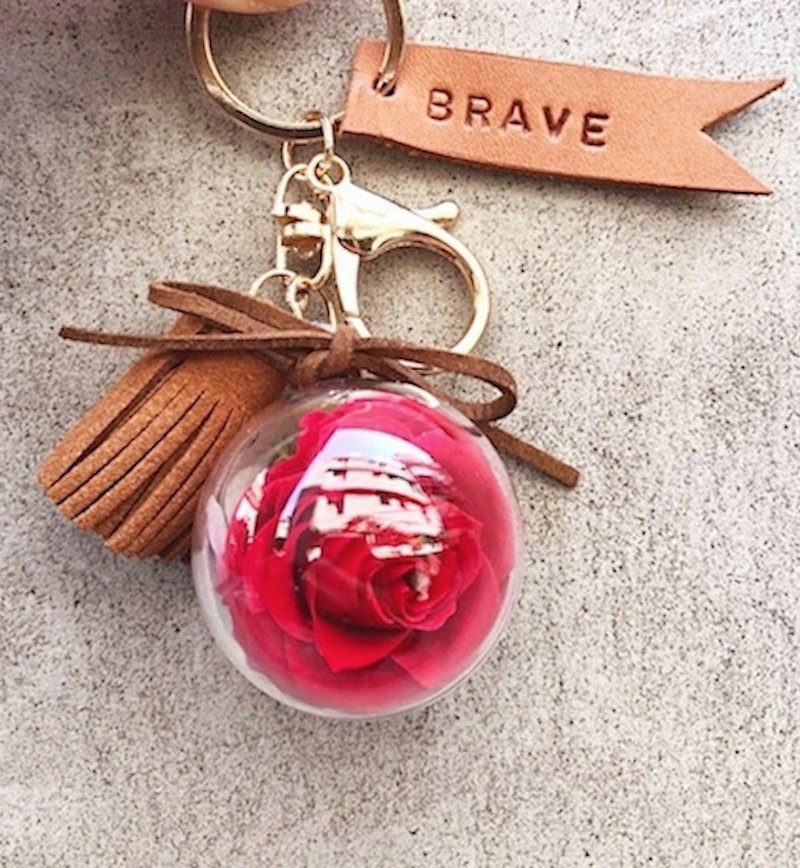 No withered rose key ring Japanese rose charm free lettering - Keychains - Genuine Leather Red