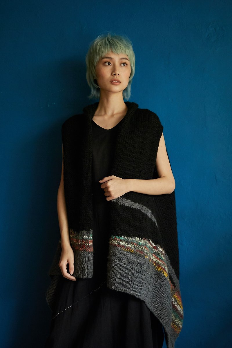 羊毛手織黑岩彩色圍巾背心-公平貿易 - 毛衣/針織衫 - 羊毛 黑色