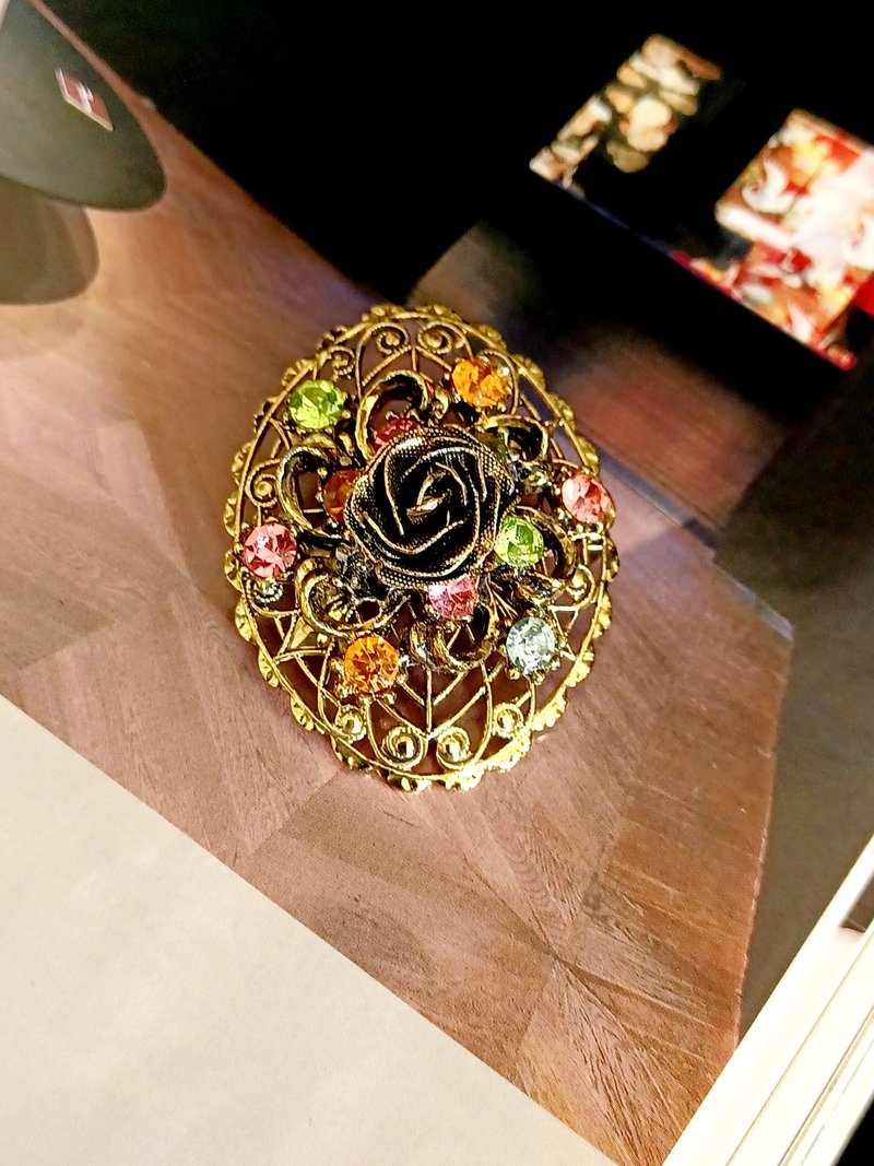 vintage jewelry 古典萊茵玫瑰  別針 胸針 - 胸針 - 其他金屬 