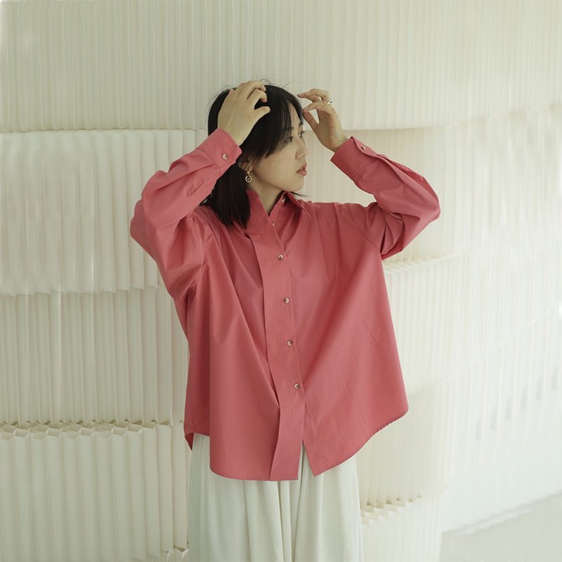 HAOLIAO Oversized休閒襯衫 純色單排扣寬門襟通勤長袖 聖誕配色 - 女襯衫 - 棉．麻 多色
