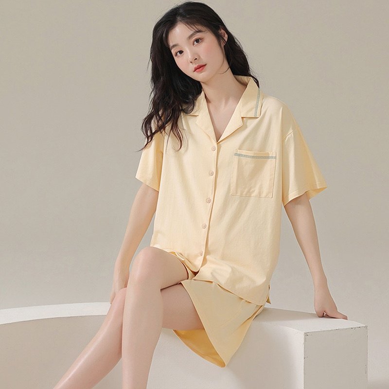 Pink Lady cotton loungewear, plain piping, short-sleeved, buttoned two-piece pajamas - ชุดนอน/ชุดอยู่บ้าน - เส้นใยสังเคราะห์ สีเหลือง