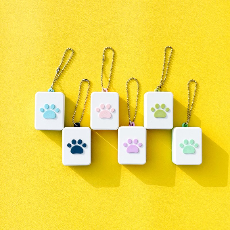 Cat Claw Meat Ball Sparrow Shape Keychain - ที่ห้อยกุญแจ - พลาสติก หลากหลายสี