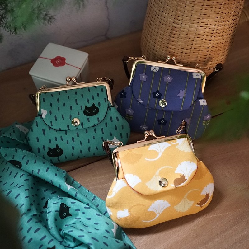 Xiaowen Yahua Japanese style creative pocket kiss lock bag/coin purse/three styles in total - Wallets - Cotton & Hemp 