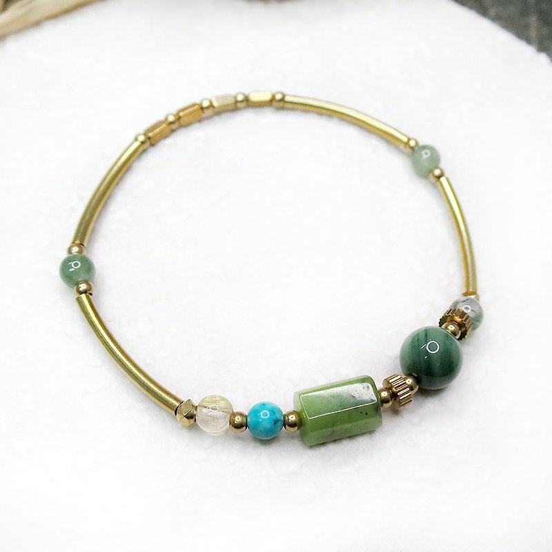 VIIART. Summer flowers - green. Blonde crystal turquoise and jade Stone water grass agate Bronze bracelet - Bracelets - Copper & Brass Green