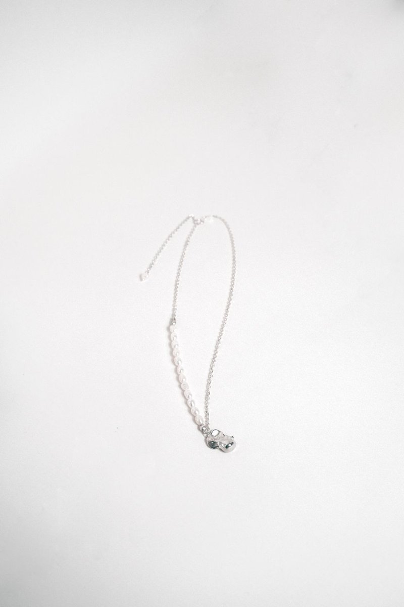 Oceana Necklace 珍珠與牡蠣項鍊 - 項鍊 - 銀 銀色