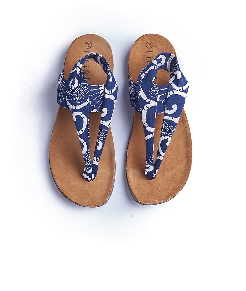 【夏季的旅行】高彈力萊卡花布軟木拖鞋_日風藍 - 女款牛津鞋 - 其他材質 藍色