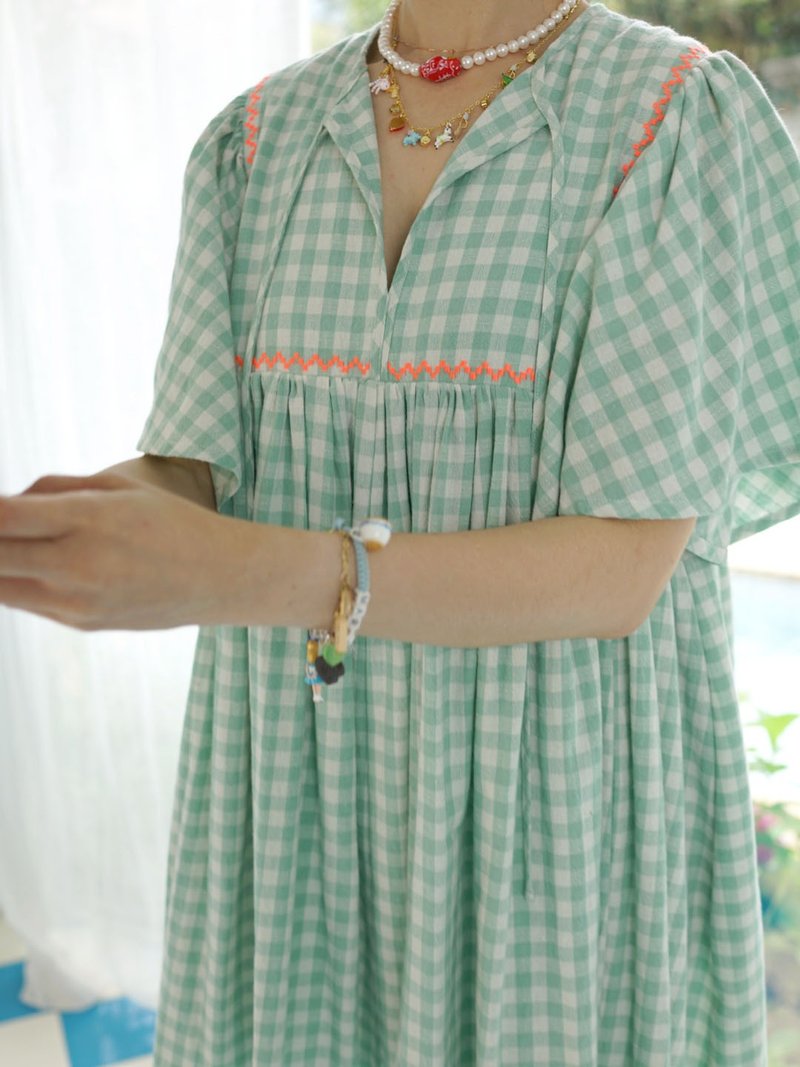 Marchen Mini Dress - Mint Gingham Embroidery - 洋裝/連身裙 - 棉．麻 綠色