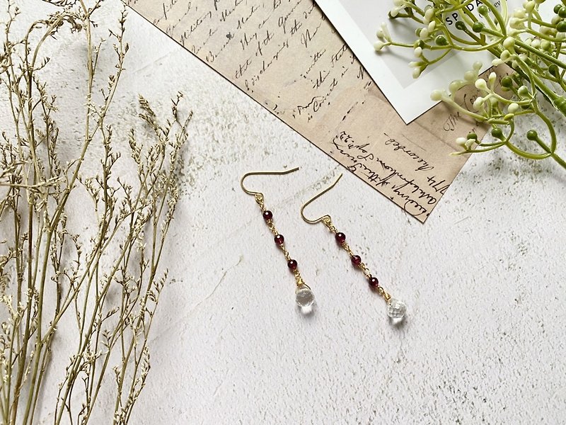 Garnet and Waterdrop Crystal Earrings Natural Stone Jewelry Natural Stone Earrings 14kgf - ต่างหู - โลหะ สีทอง