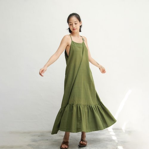 OMAKE TAIWAN OMAKE 細肩帶魚尾裙擺洋裝 / 礫紋布 草綠