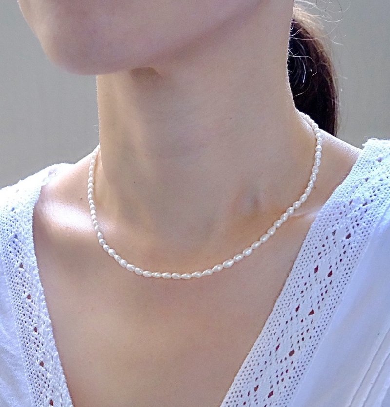 mini drop pearl necklace - สร้อยคอ - ไข่มุก ขาว