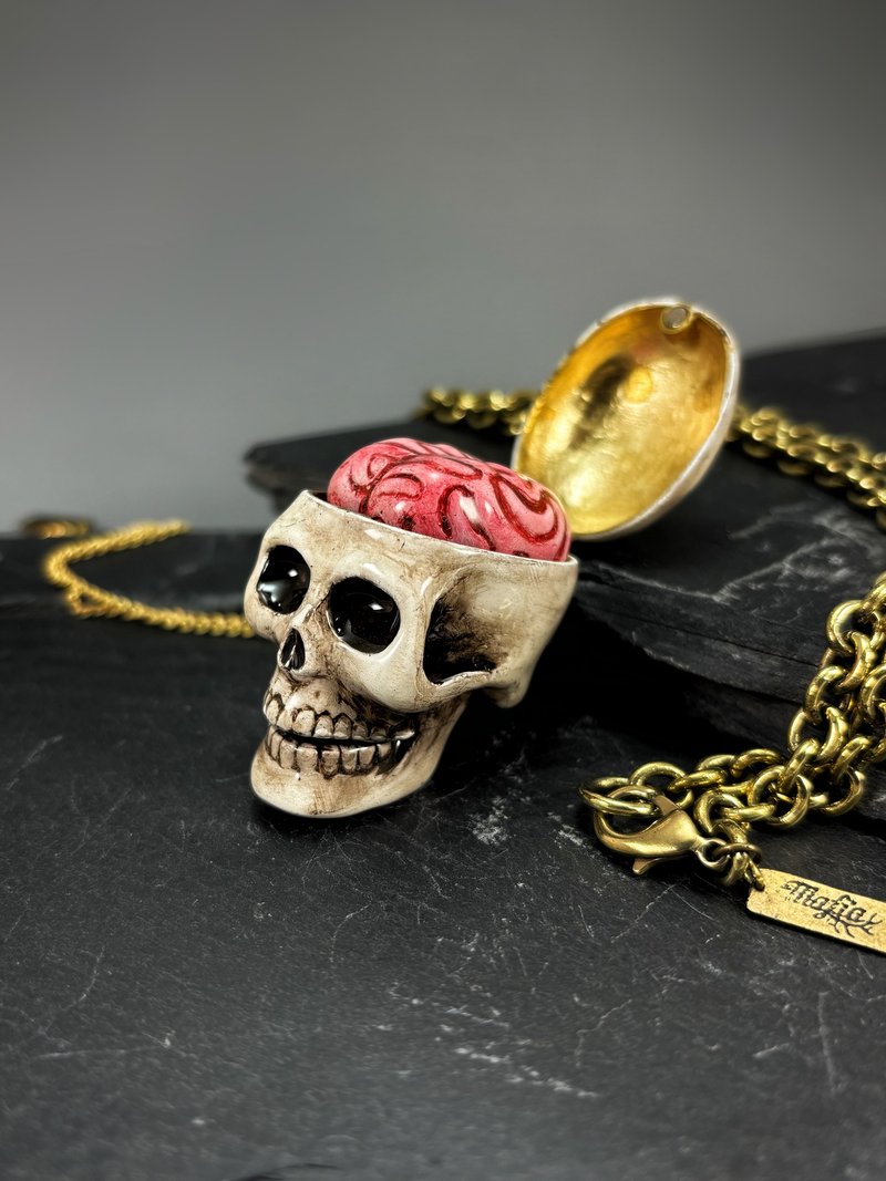 Skull and Brain Reallistic Look Enamel on Brass Pendant Necklace. 4 Colourways - 項鍊 - 其他金屬 